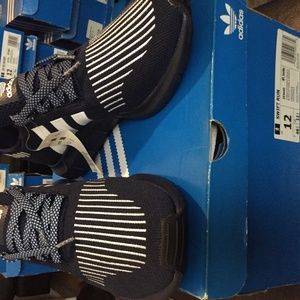 Adidas Swift run size 12